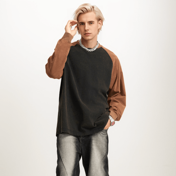 Magliette con maniche raglan lavate con enzimi