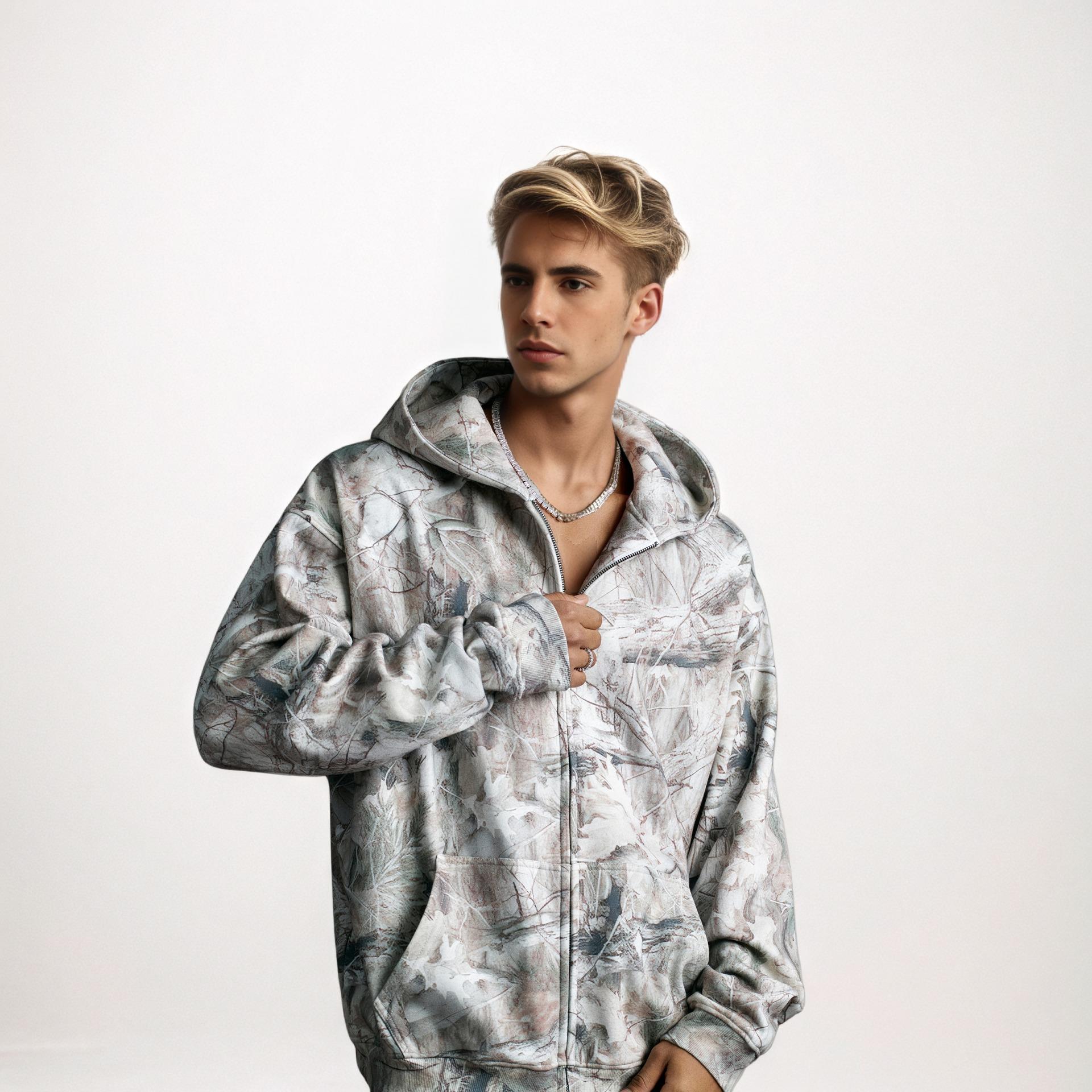 Felpa con cappuccio Vintage Distressed Camo unisex di peso elevato