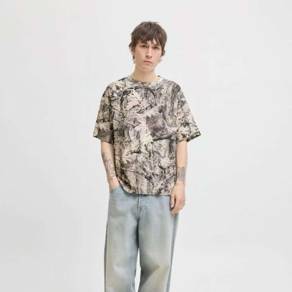 Camouflage Loose Fit kortærmet T-shirt til mænd