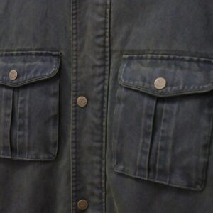 Каменная куртка военного зеленого цвета - из смеси холста с несколькими карманами для долговечной работы и повседневной носки